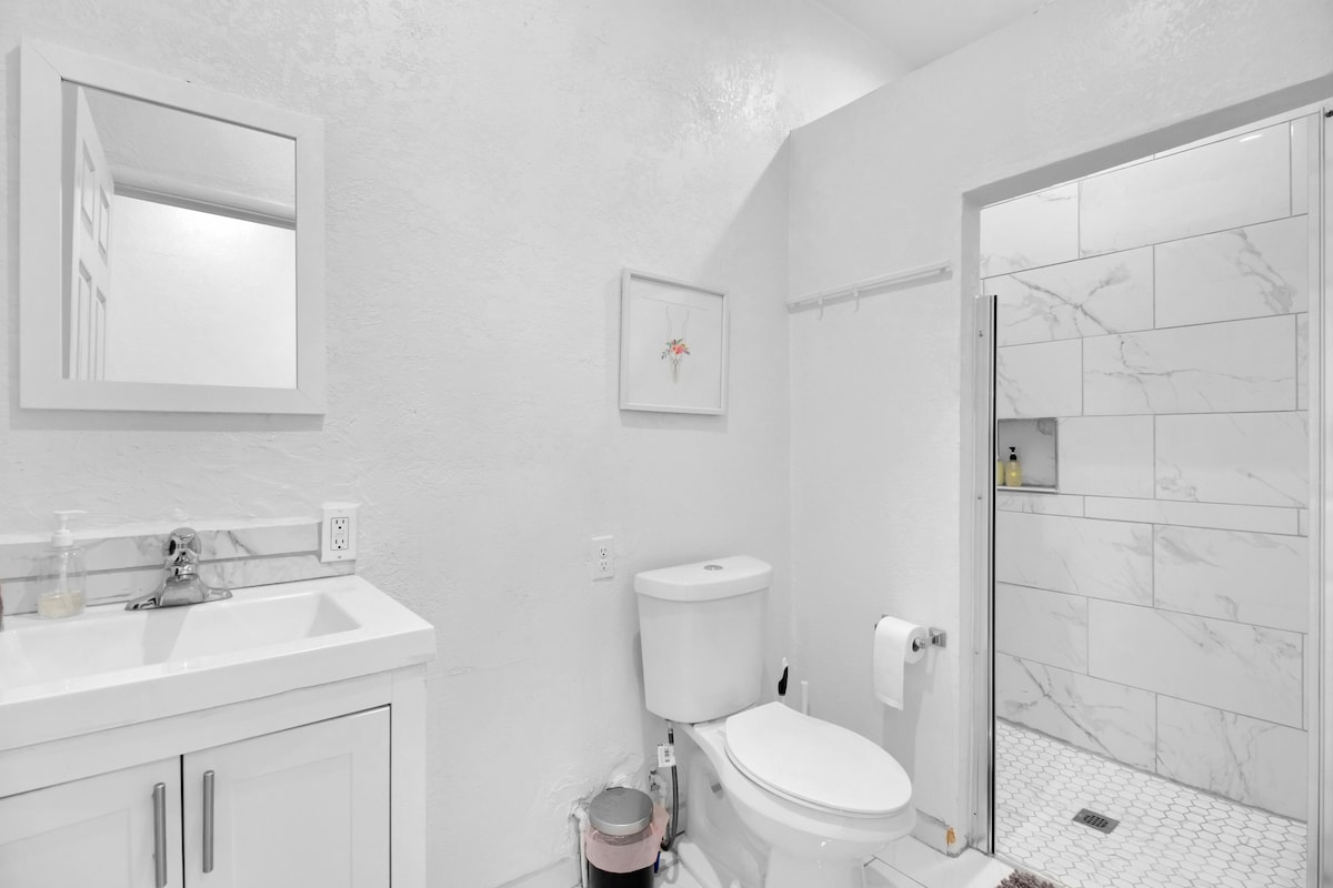 Prado King 1Br