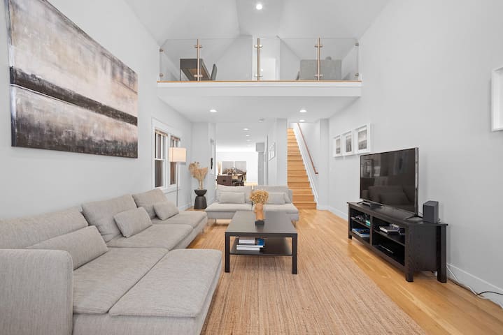 Modern 3BR House in RiNo Art District