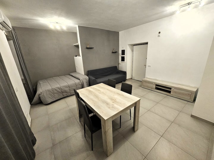 Ciampino Roma Aeroporto - Casa Moderna - Pomezia