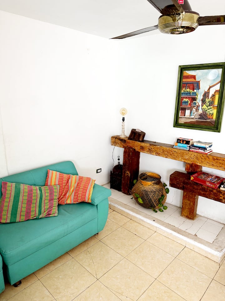 Family Room In Charming Hostel In Getsemani. - Cartagena