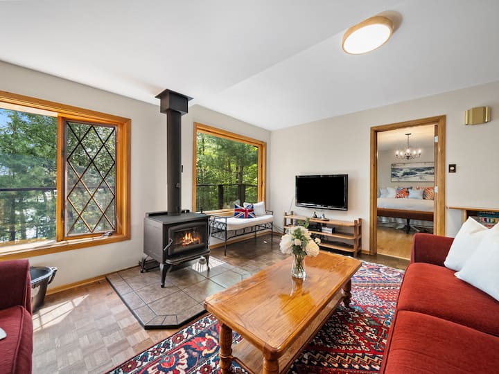 Spacious 4br Lake House •Sauna•beach - Huntsville