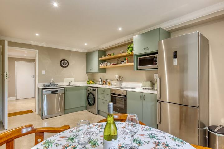 Italian style Villa apartment gallery image 3