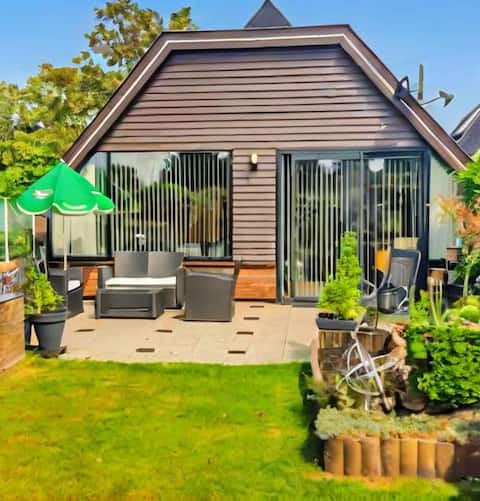 Nature Escape house for 6 p. near Amsterdam & Sea