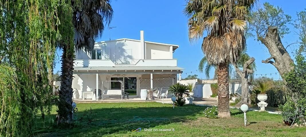 Villetta indipendente con piscina gallery image 3