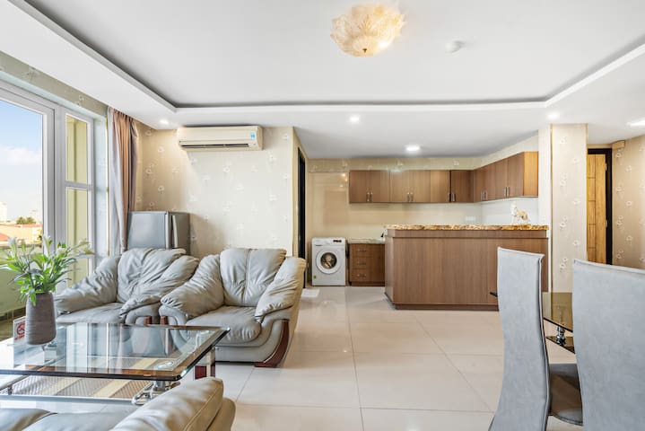 Eden Plaza Da Nang Hotel managed Airbnb listing 3