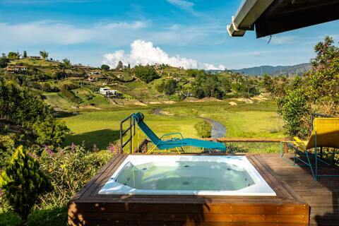 Casa Chevere! Hot Tub, Nature, Relax & Reset