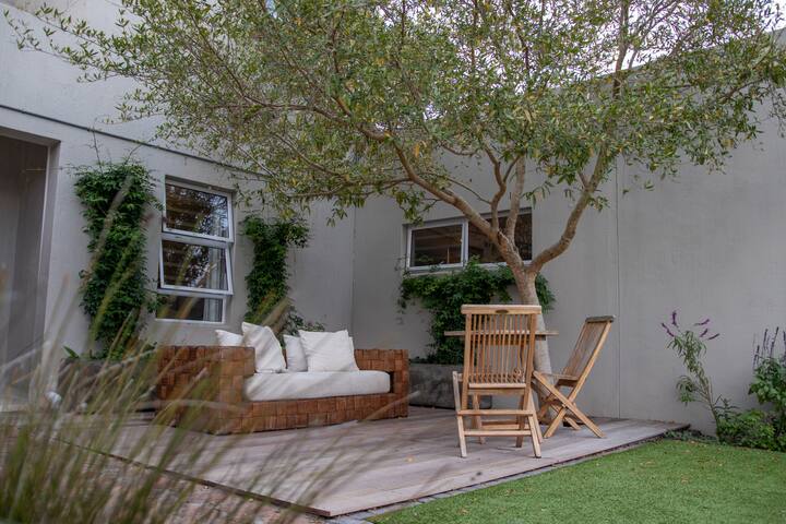 Luxurious Seaside Home Cape Town gallery image 2