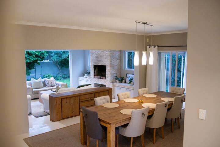 Luxurious Seaside Home Cape Town gallery image 4