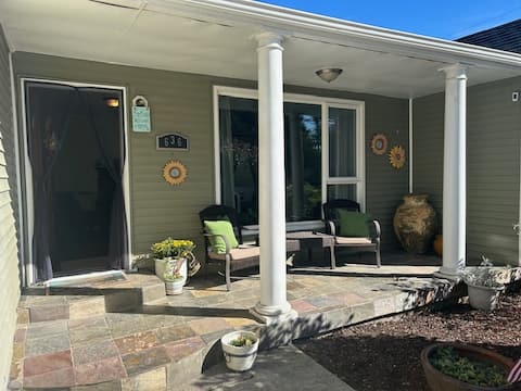 2 Bedroom Home for your PNW getaway