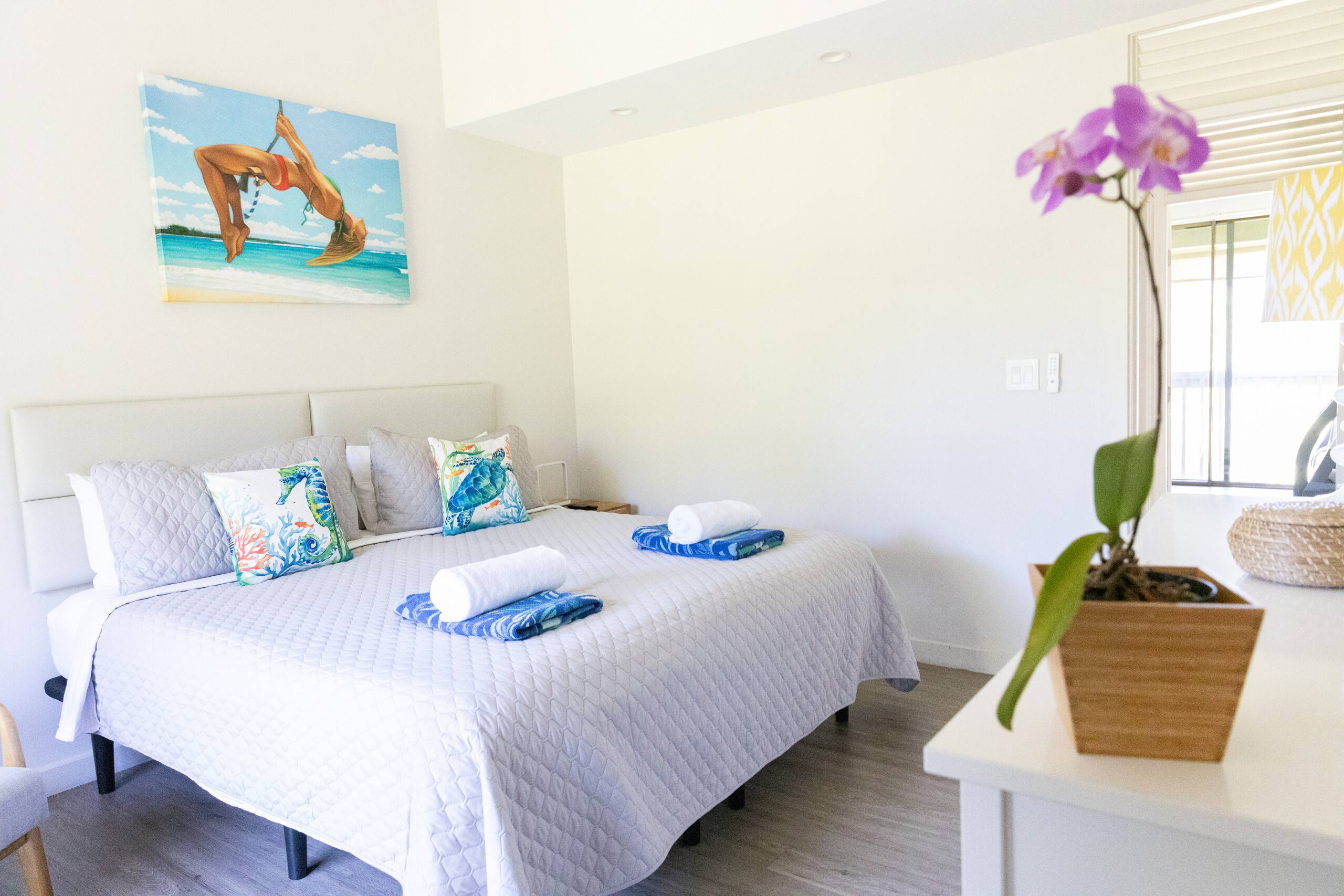 Condo in Kahuku · ★5.0 · 3 bedrooms · 6 beds · 2 private baths - Image 25