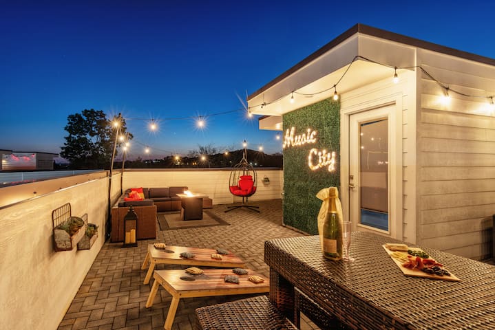 Rooftop Bliss | Karaoke, Games | Near DT Nashville