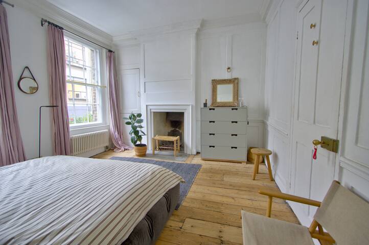 Georgian House in central London gallery image 5