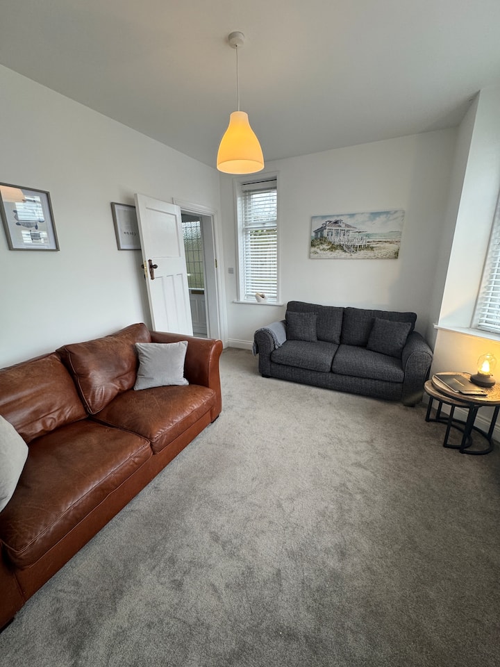 Family Home <1m To Award Winning Blue Flag Beach - Highcliffe