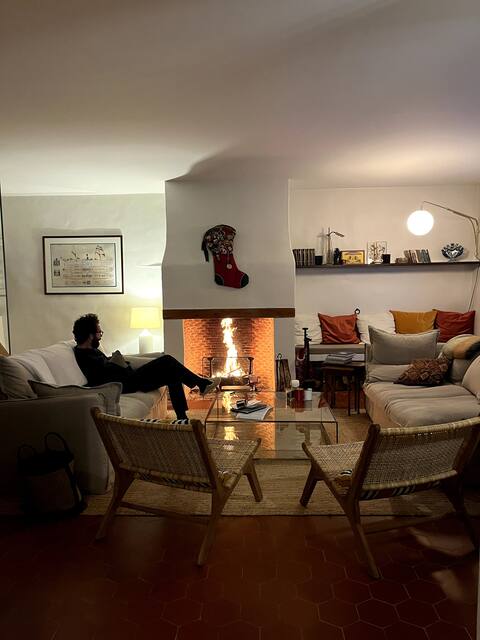 Cozy 4 Bedroom New Year 8/10 people