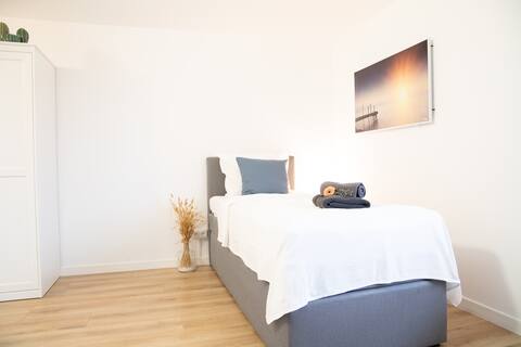 Zimmer-ROSS Modern apartment near Erding/Munich