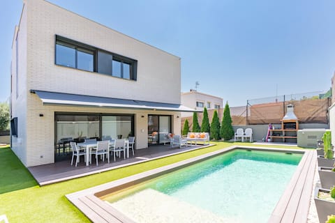 The Orange House | Luxury Villa in Barcelona