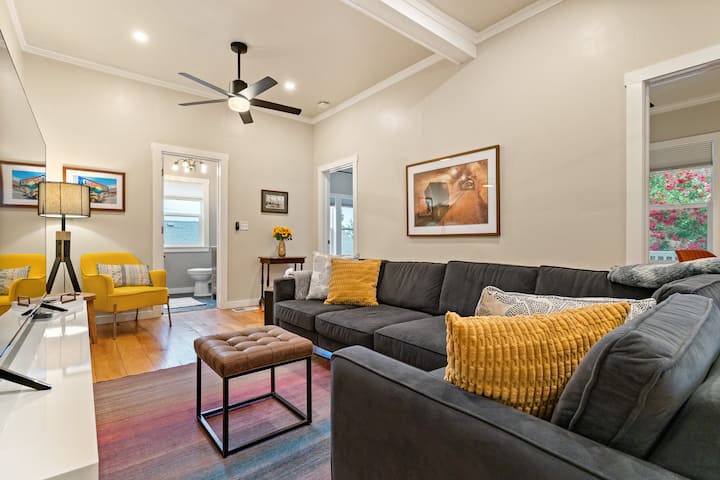 Renovated Historic Cottage 2 Blocks To Downtown - Nevada City, CA