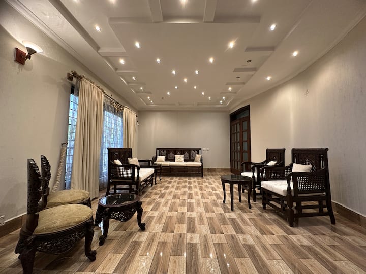 მისაღები ოთახი