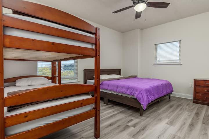 DHOMA KRYESORE E GJUMIT - 1