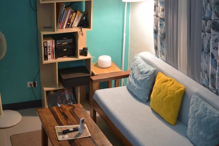 Urbanstay Rentals Antipolo Loft W/ Kitchen&parking - Antipolo