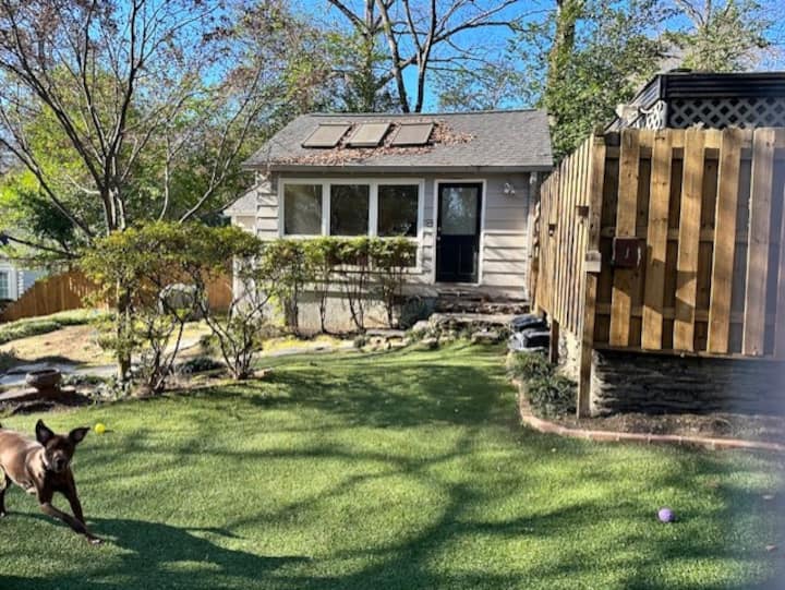 Buckhead Guesthouse Near Downtown Atl - Buckhead, GA