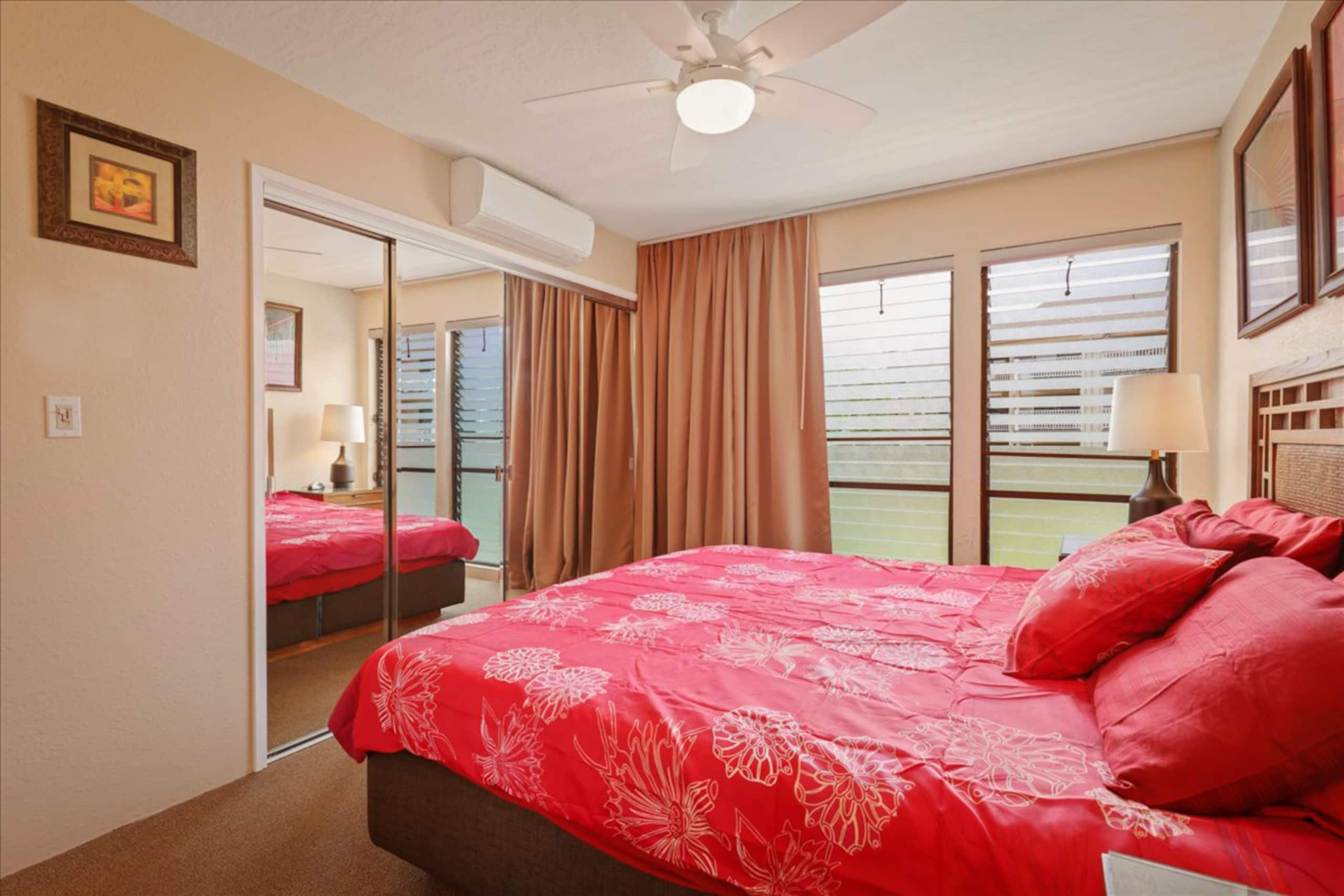 Direct oceanfront condo with AC @ Sea Village - Image 12