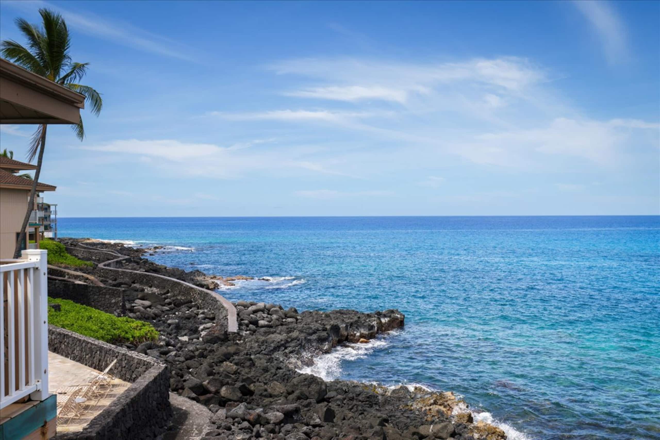 Direct oceanfront condo with AC @ Sea Village - Image 40