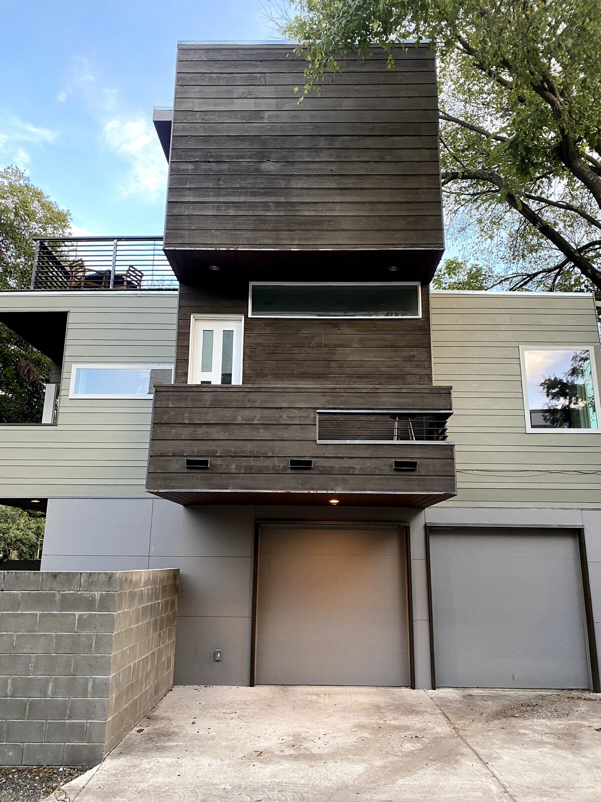 Lux SoCo Penthouse in the Heart of Austin