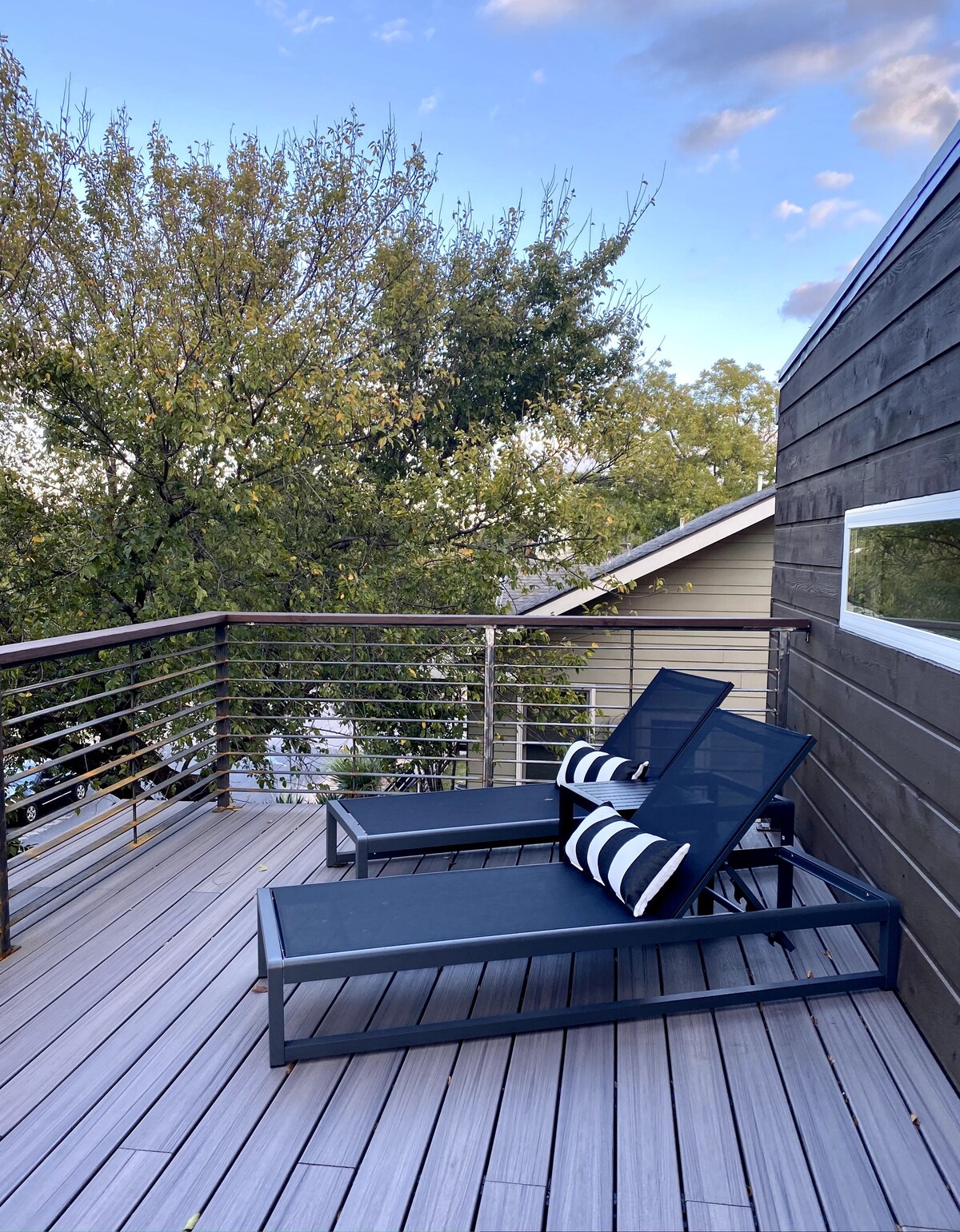 Lux SoCo Penthouse in the Heart of Austin