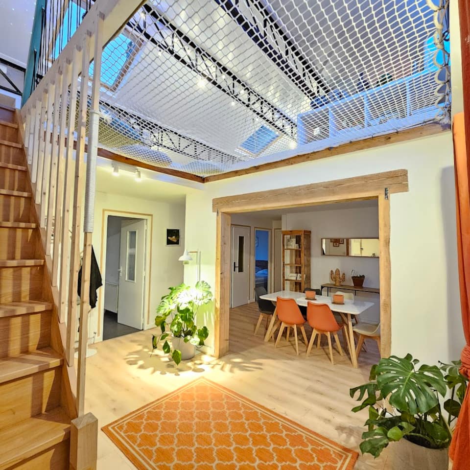 Chambre enfants avec lits jumeaux