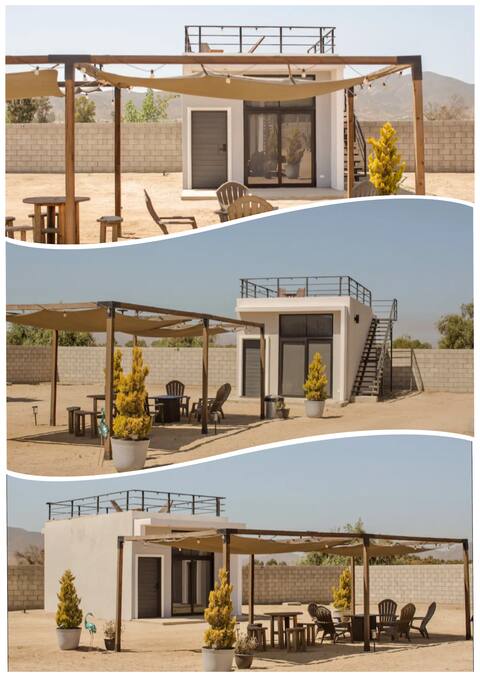3 individual cabins and terrace. (6 people)