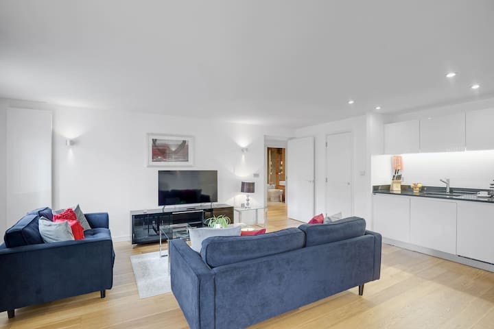Cubo Apartments Farringdon managed Airbnb listing 3