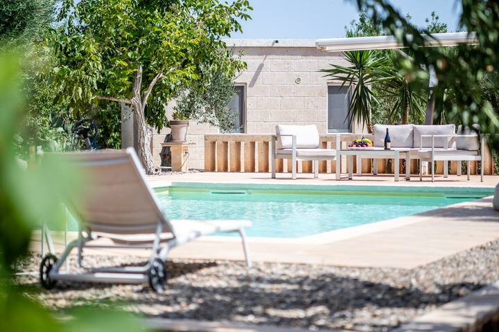 Villa Ostuni ONE mit Pool, Gästehaus & Glamping gallery image 5
