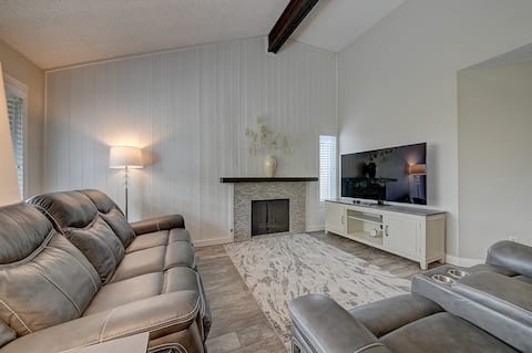 Cozy Family Condo near Newport Beach, 3br/2b
