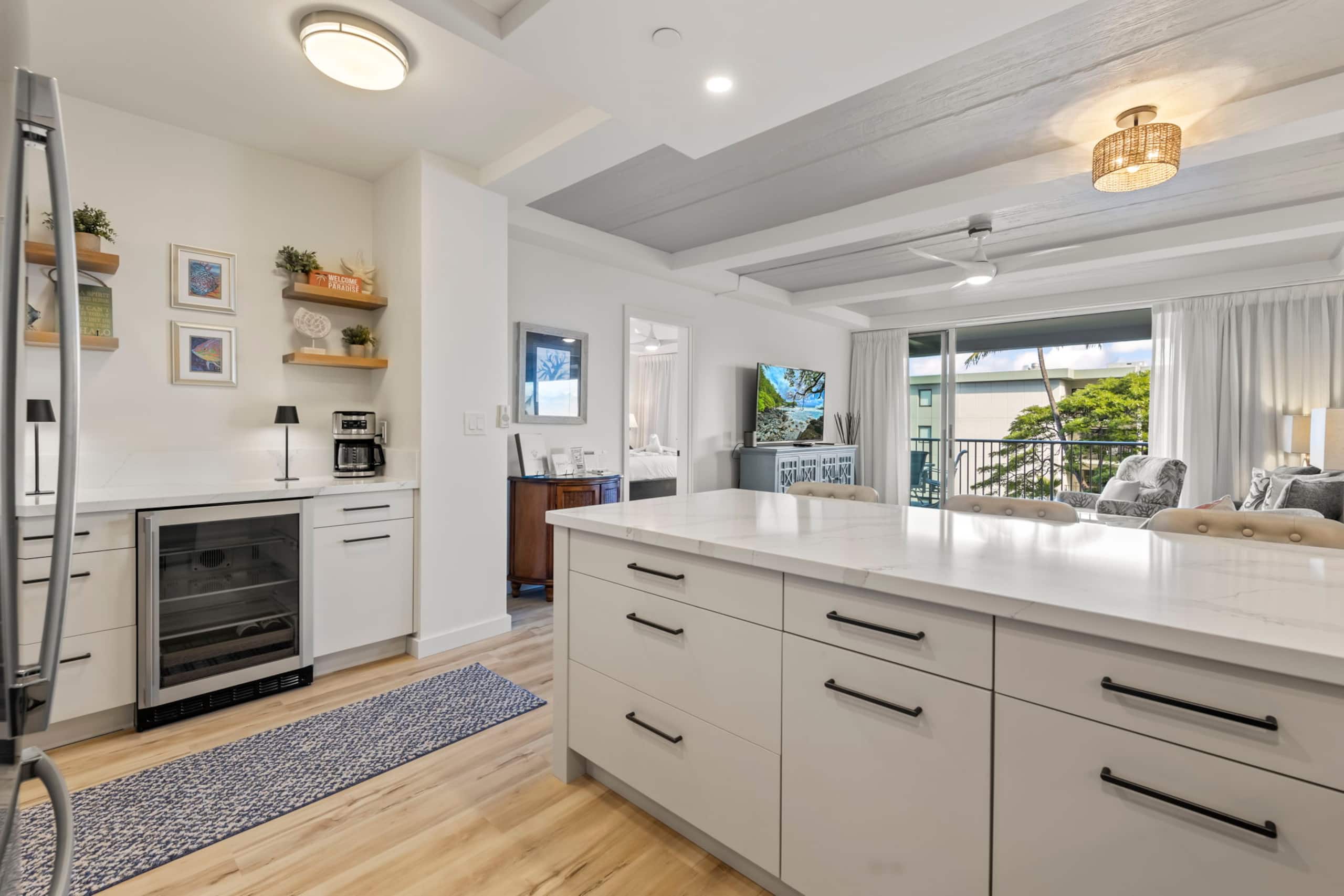 Condo in Lahaina · ★5.0 · 1 bedroom · 2 beds · 2 baths - Image 12