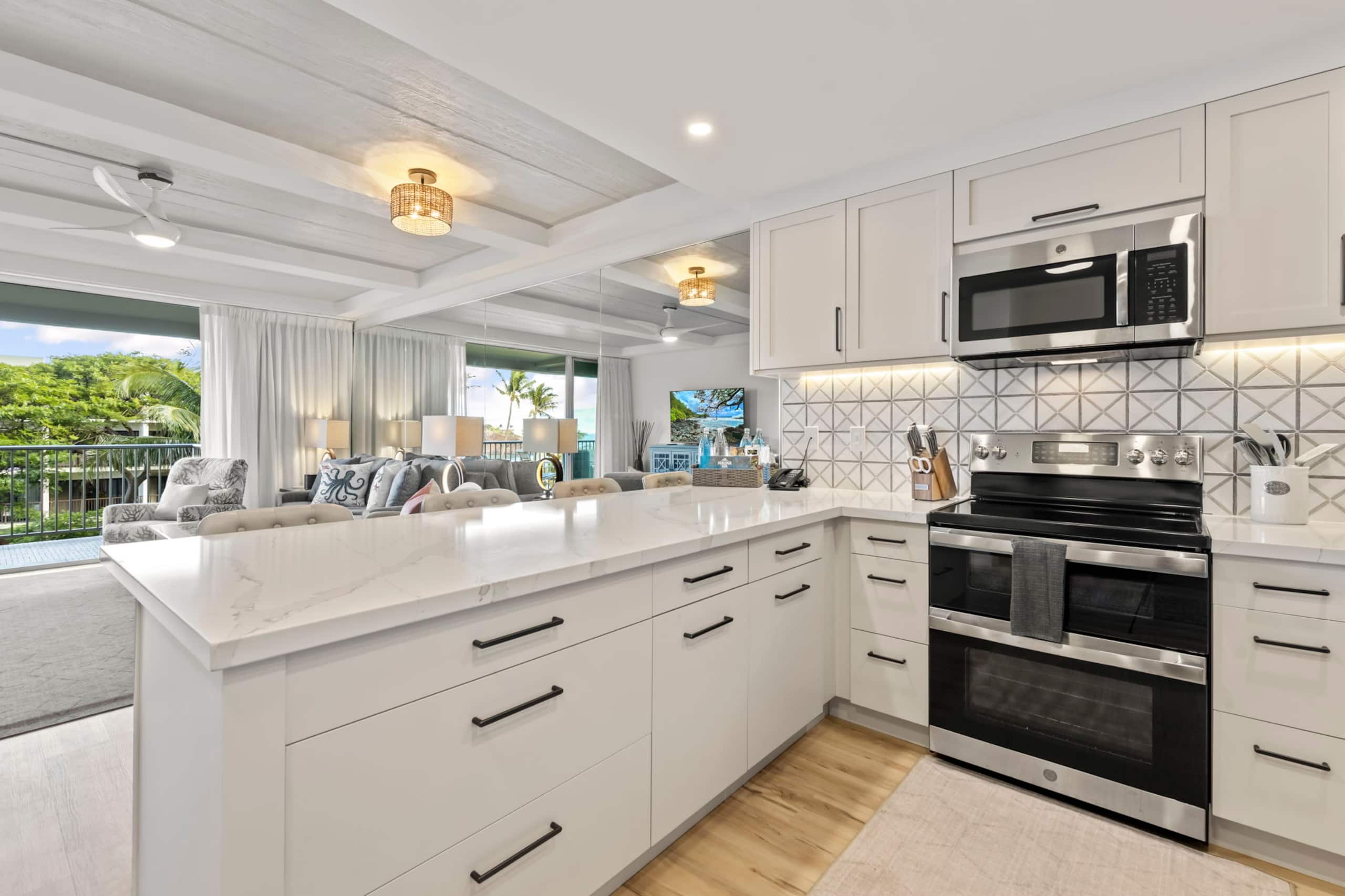 Condo in Lahaina · ★5.0 · 1 bedroom · 2 beds · 2 baths - Image 15