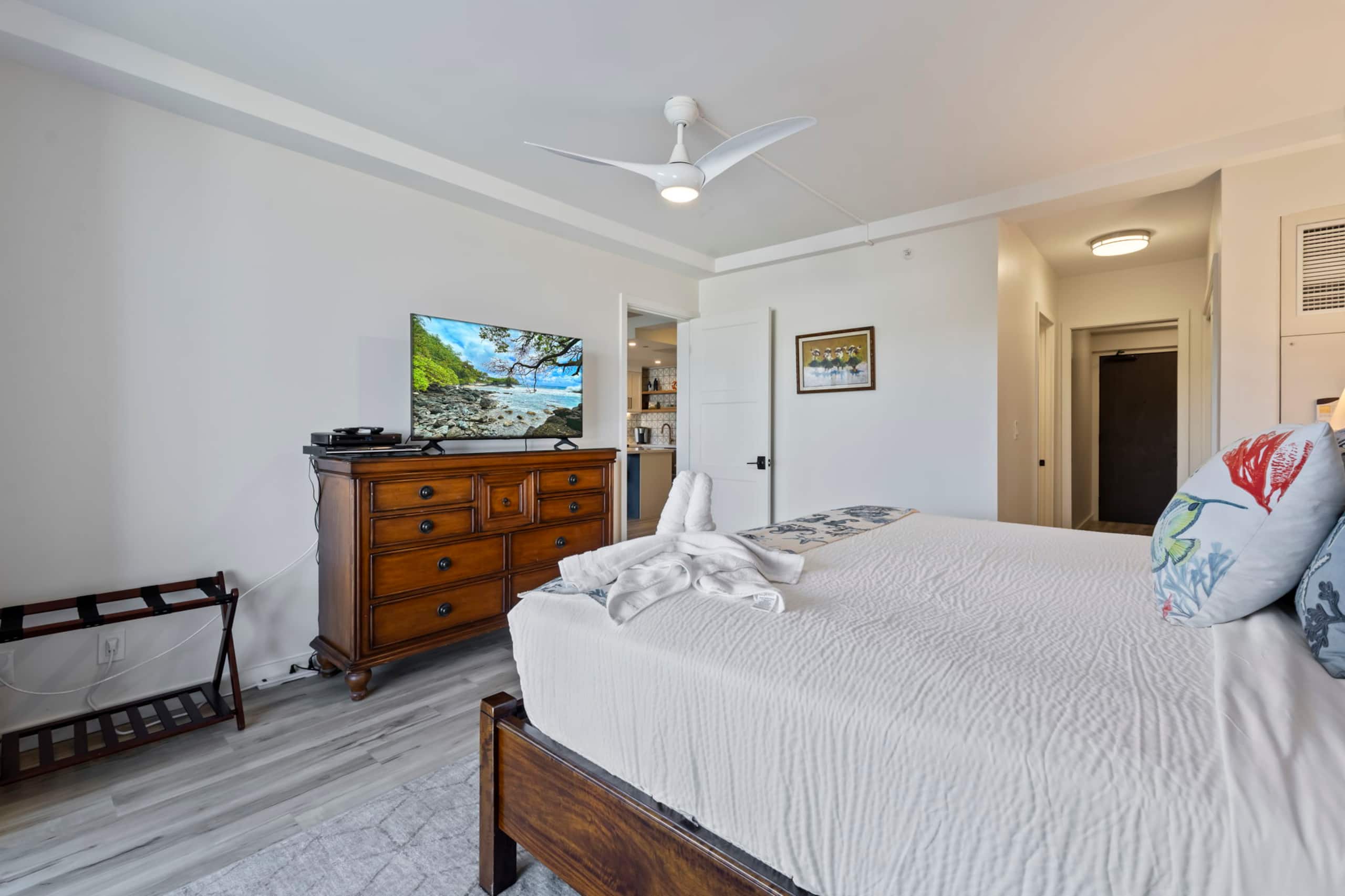 Condo in Lahaina · ★5.0 · 1 bedroom · 2 beds · 2 baths - Image 29