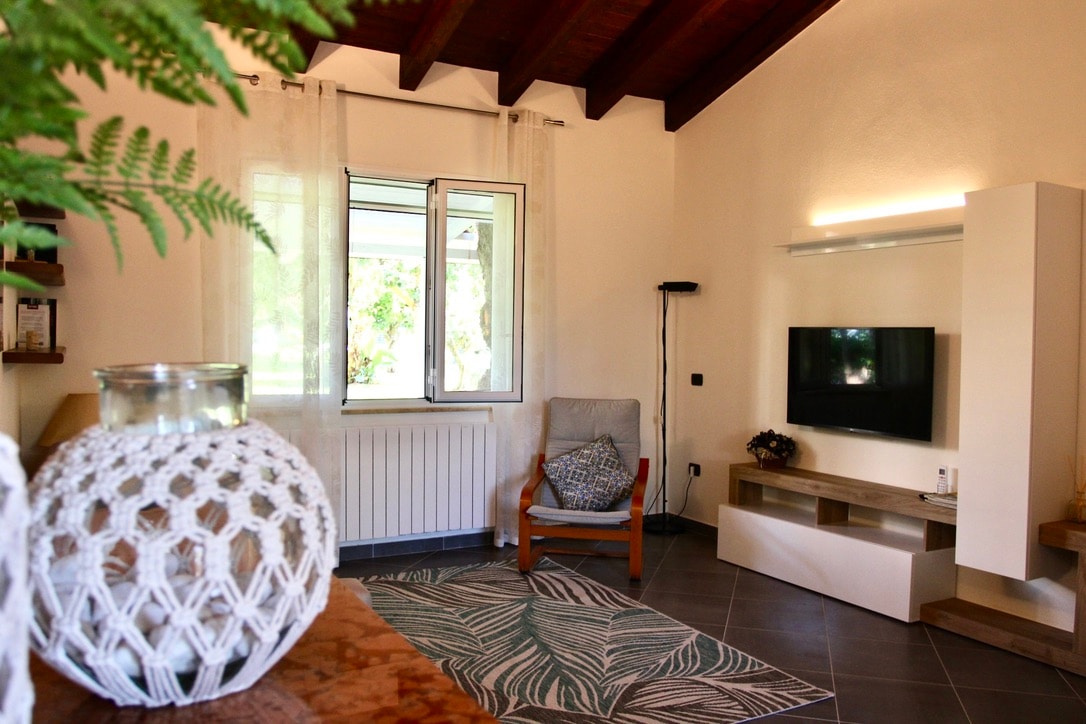 Top performing Airbnb: Villa Enza - Villa with swimming pool in the center in Terrasini