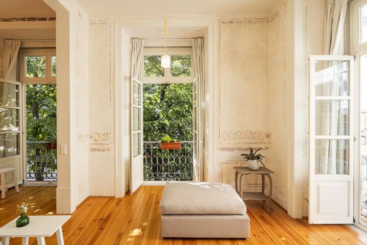 Antiga Casa Pessoa – Linden Trees Apartment gallery image 3