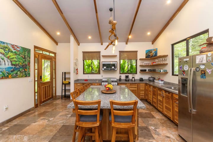 Casas — My Costa Rica Casas managed Airbnb listing 1