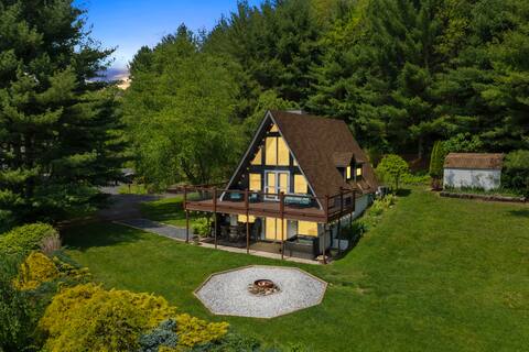 "A Frame Haven" - w/ Hot Tub and NC Mountain Views