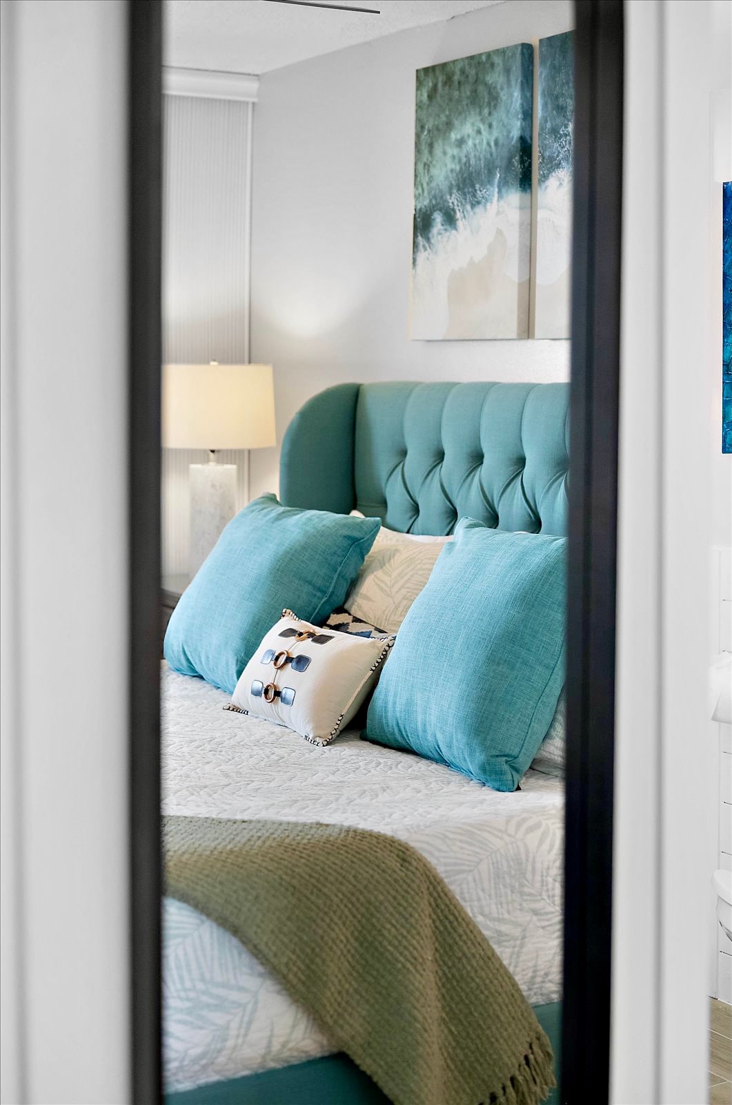 Çfarë pasqyre e bukur e madhe në fillore për të të ndihmuar të përgatitesh!