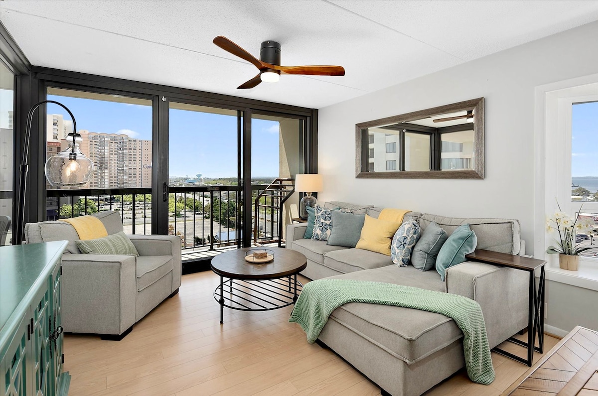 Dhomë ndenjjeje e rehatshme për të parë një film, për të lexuar një libër, për të luajtur një lojë ose për të shijuar një pije të këndshme.