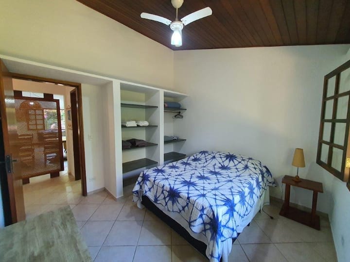 საძინებელი 1