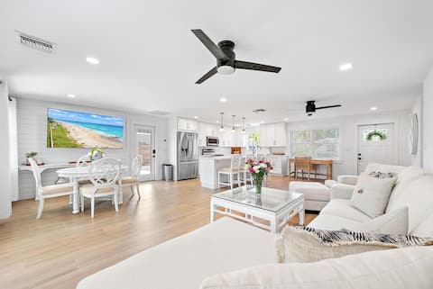 Top Airbnb: Jupiter Getaway in Jupiter