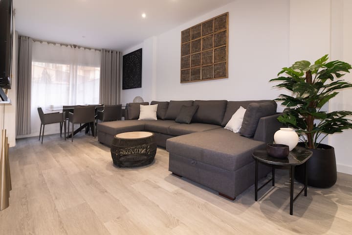 Renovated Apartment in Plaza España with Terrace gallery image 2