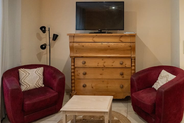 Studio En Bord De Golf – Bellême Terrasse Privée - Parc et Château du Tertre