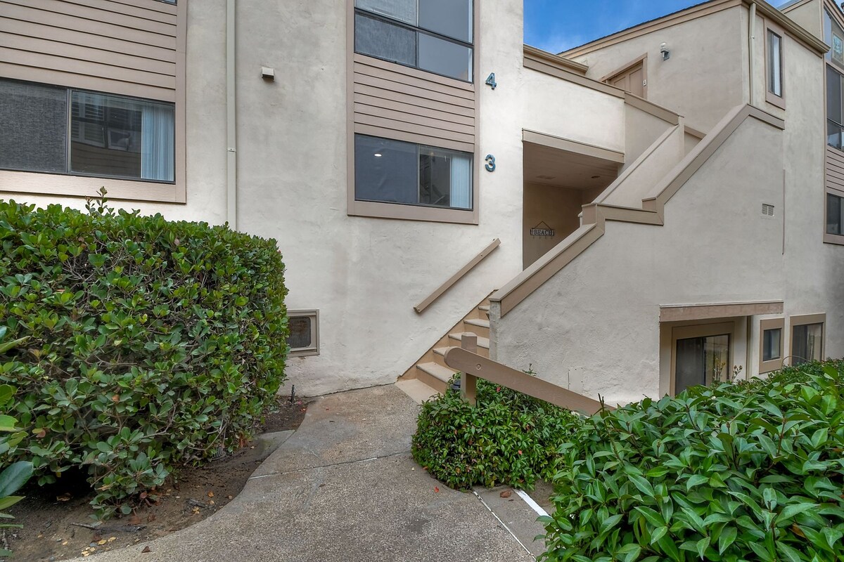 Desirable condo along the bluff in Solana Beach! - Apartments for Rent in  Solana Beach, California, United States - Airbnb