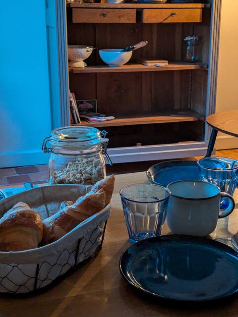 Top performing Airbnb: The Sourcière - Bed & Breakfast in Loiret