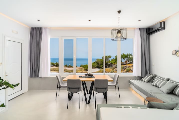 Kamara Sea View Superior Suite